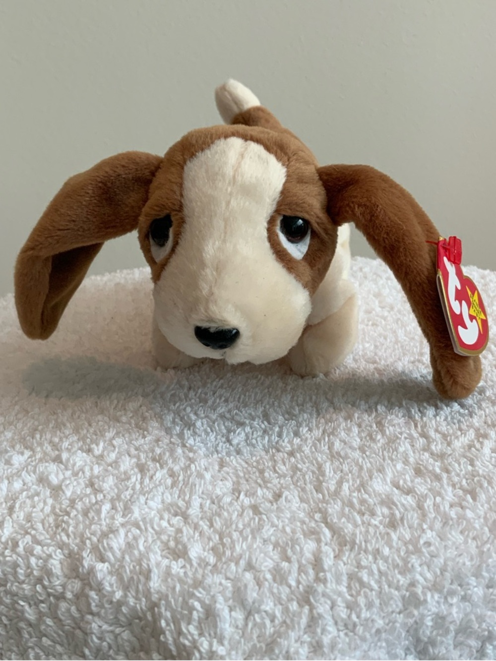 Vtg Tracker, Ty Beanie Baby Brown/Cream Basset Hound NWT